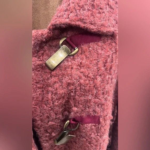 Tabitha Coat - Picture 2 of 7